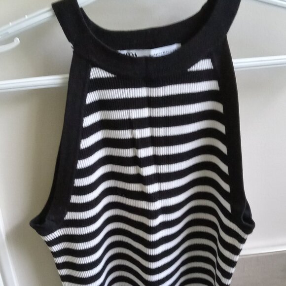 Zara Striped Ribbed Tank Top – Size M - Picture 1 of 3